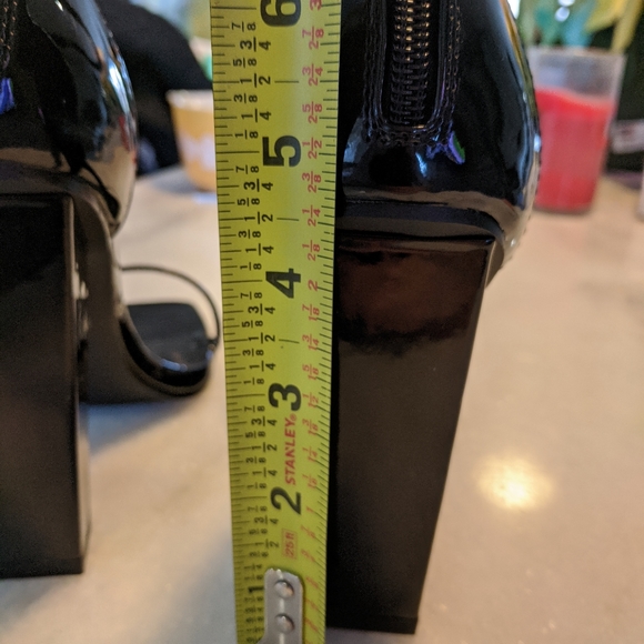 New PRETTY LITTLE THING Patent Heels, Sz 6 - Picture 9 of 9